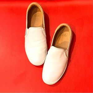 UGG Women’s Leather Slip On Sneakers